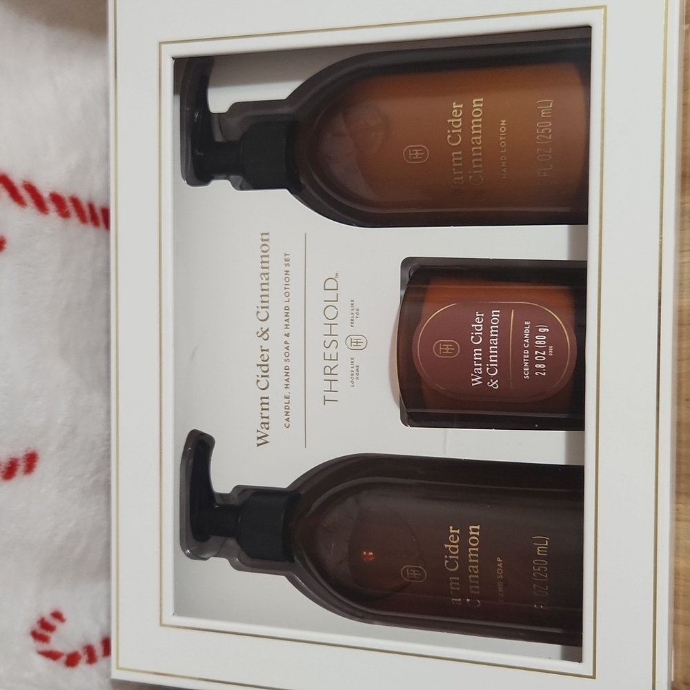 Threshold Gift Set - Picture 15 of 15